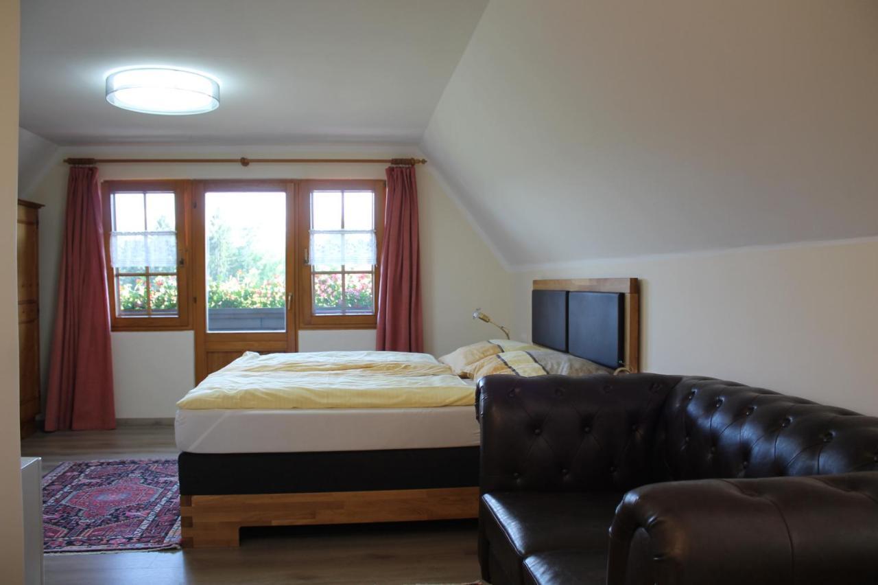 Gasthof Forststube เวลเดน อัม เวิร์ทเทอร์ซี ภายนอก รูปภาพ